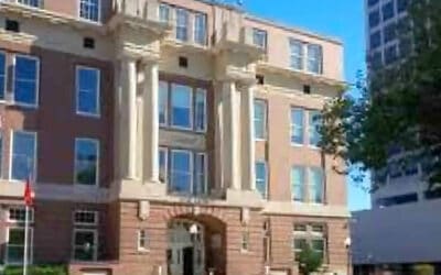 Warren Associates Building Contractors 4 Renovating an Active Courthouse: Planning Around Daily Operations
